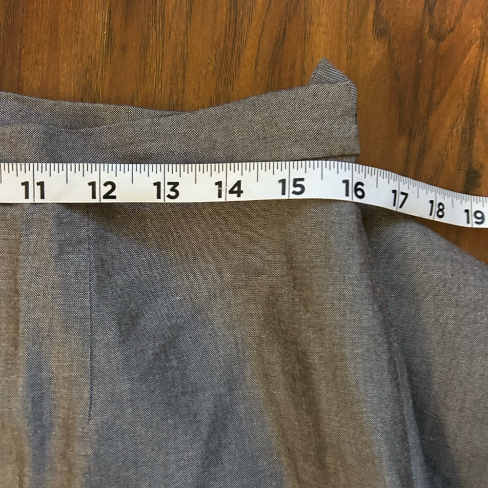 Two Piece Pantsuit in Gray Women’s Size 14 Petite - Picture 5 of 16
